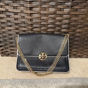 Tory Burch Black/White Chelsea